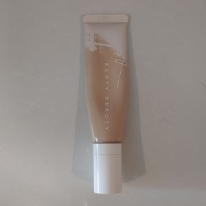 Fenty Beauty Pro Filt'r Hydrating Foundation 150